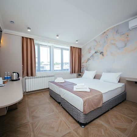 Chief Hotel Gyumri Bagian luar foto