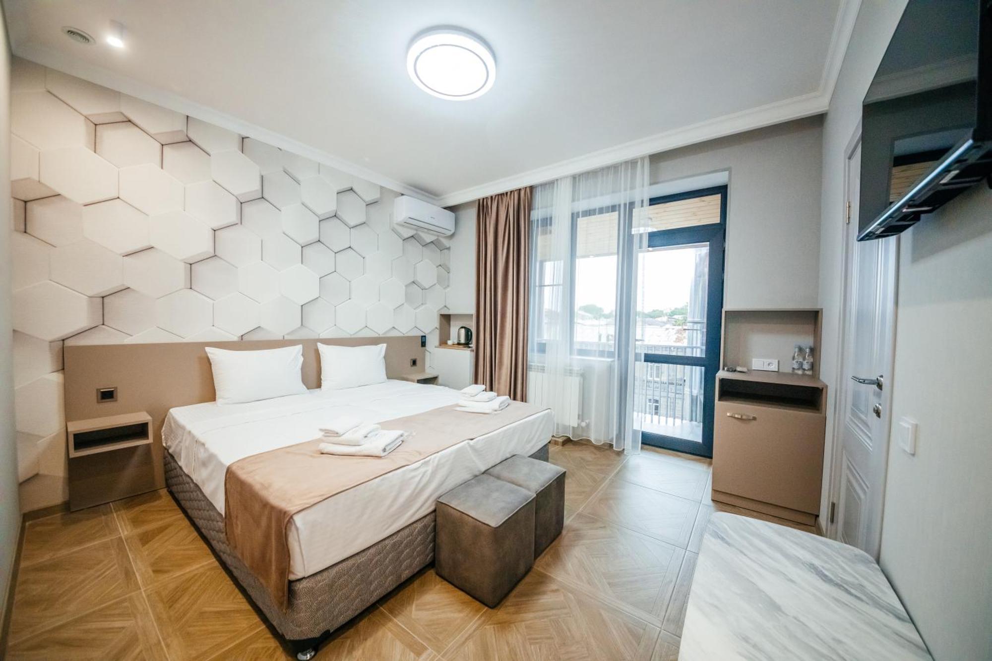 Chief Hotel Gyumri Bagian luar foto